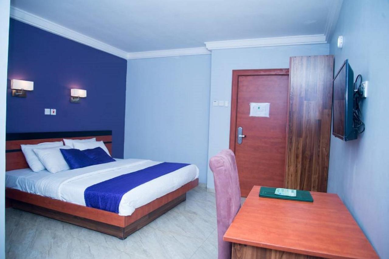 Dannic Hotels אנוגו מראה חיצוני תמונה